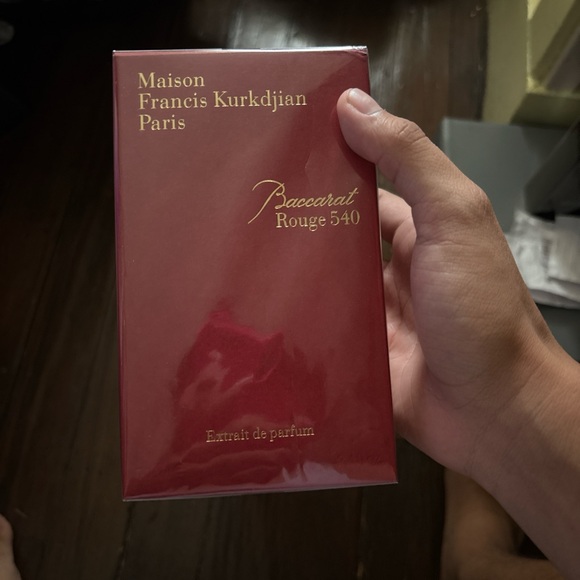 Maison Francis baccarat Kurkdjian Red Packaging - Picture 5 of 5